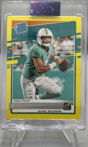 2020 Panini Donruss - Rated Rookie Tua Tagovailoa #302 Press Proof Yellow (RC)🐬 - Bild 1 von 2