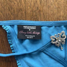 Vtg Victoria Secret Sexy Little Things Low Rise V-String Crystal Butterfly 2006