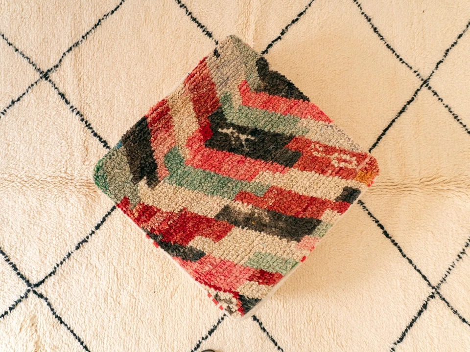 Tapete pufe berbere kilim marroquino feito à mão 24x24 multicolorido almofada de piso escabelo - Imagem 2 de 4