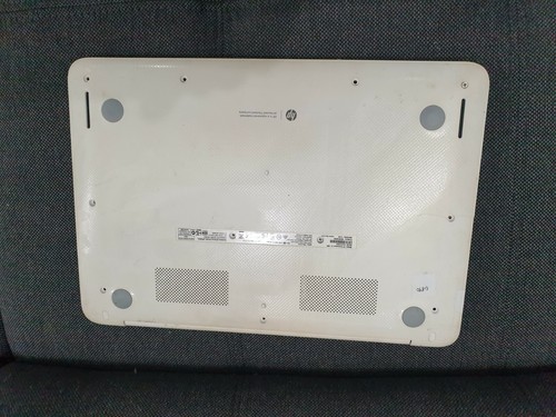 G890 HP CHROMEBOOK g2 14 SMB 14" LAPTOP WHITE CHROME spares or reapirs - Picture 7 of 12