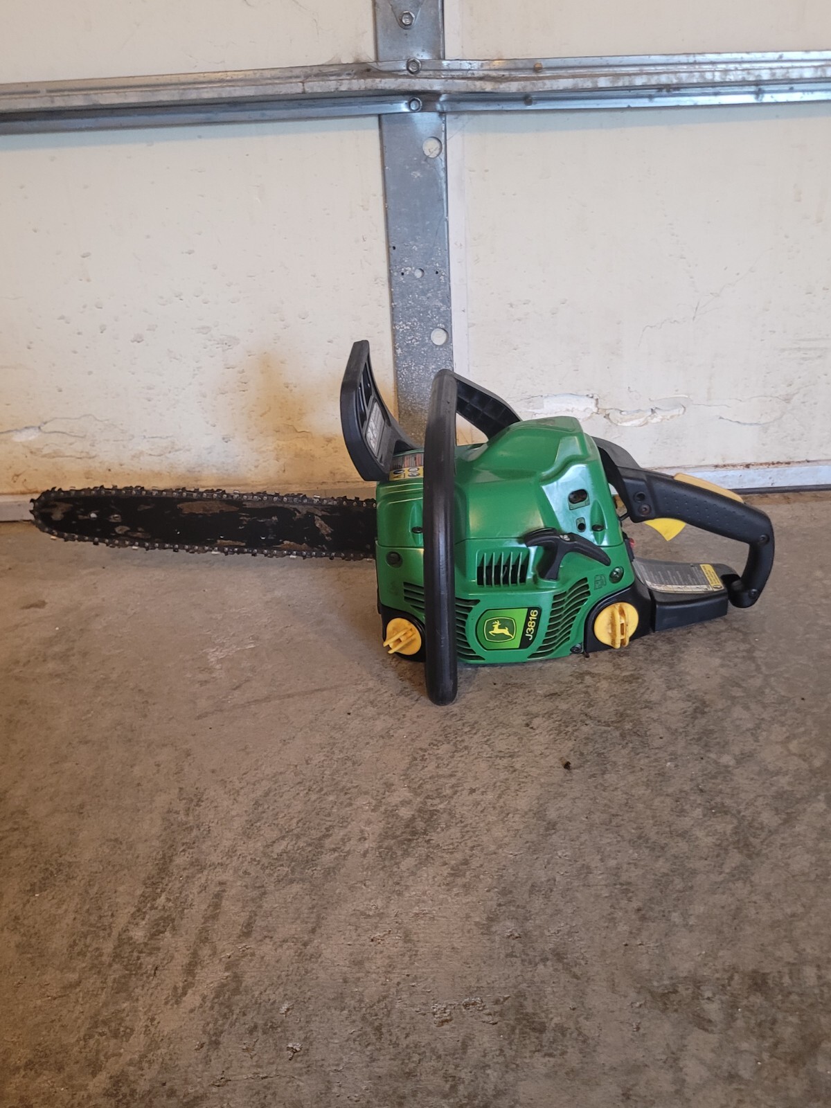 JOHN DEERE J3816 Chainsaw With 14" Bar, Runs Good eBay