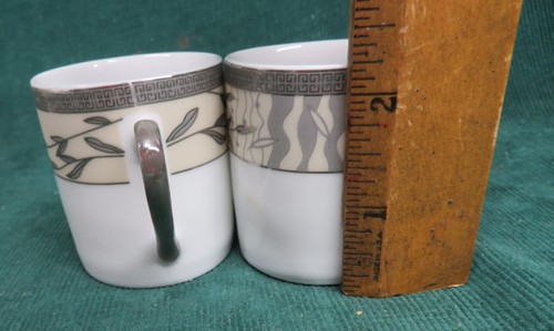 2 exquisitas tazas Demitasse de porcelana Yamassen con adornos de oro de 24 quilates - Imagen 4 de 7