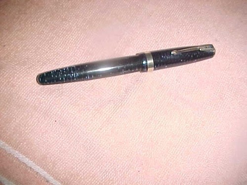 Penna stilografica AZURE BLUE PARKER VACUMATIC - GIOIELLO NERO - PENNINO FRECCIA 14K - BELLA - Foto 2 di 9
