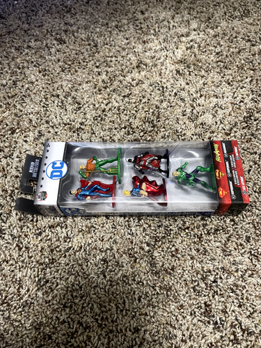 DC Nano Metal Figs Batman Exclusive Set A 1.5” Figures Jada Toys w/aquaman New - Picture 5 of 6