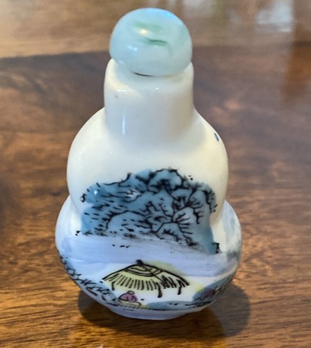 ANTIGUA BOTELLA DE TABACO CHINA DE VIDRIO LECHOSO PINTADA A MANO - Imagen 4 de 8