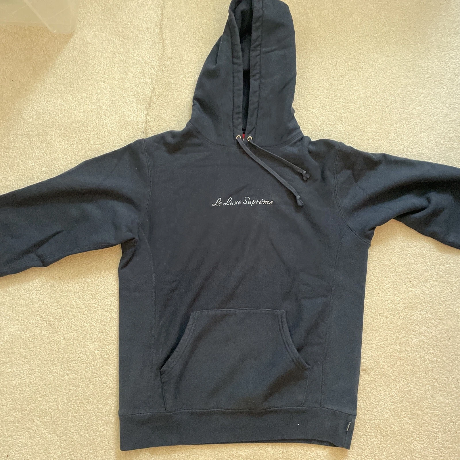 Sweat shirt bleu marine Supreme Le Luxe taille moyenne