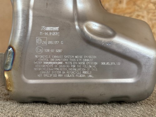 Akrapovic exhaust Auspuff Dämpfer 125 250 390 Duke Svartpilen Vitpilen 401 24-25 - Picture 17 of 24