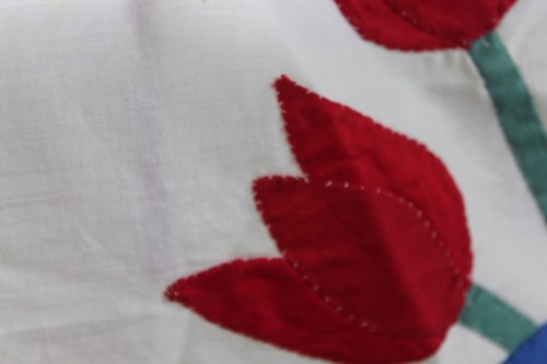 Large Vtg Antique 1930's Hand Sewn Tulip Urn Applique Quilt Block 18" Beautiful~ - Picture 5 of 13