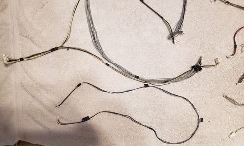 USED SHARP CABLE LOT PULLED FROM MODEL LC-52D62U (every cable except LVDS) S5 - Picture 5 of 5