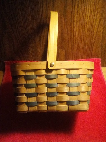 WOODEN WICKER BASKET with Handle Brown and Green