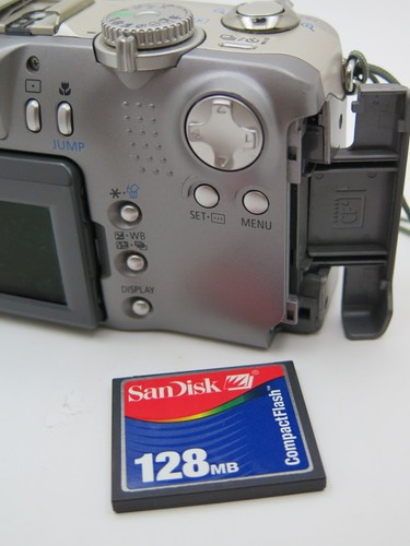 Canon PowerShot G2 4MP Digital Camera W/ 128MB Card, Battery & Charger - Picture 19 of 24