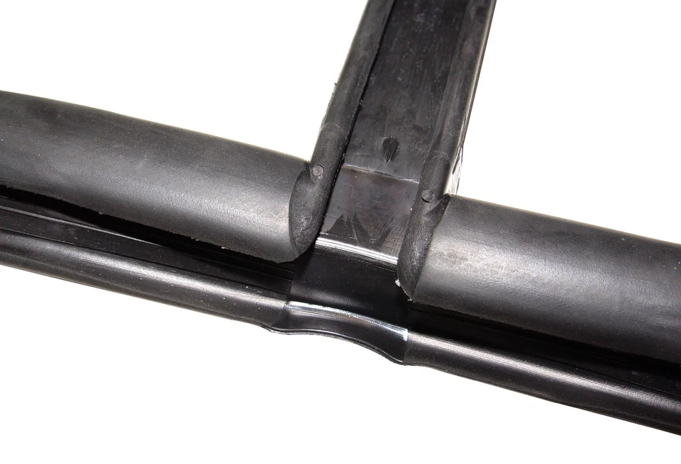 1949 1950 1951 1952 CHEVROLET CAR FRONT WINDSHIELD SEAL STYLELINE SPECIAL NEW - Imagem 2 de 2