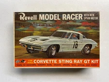 Vintage Revell 1963 Chevrolet Corvette Box