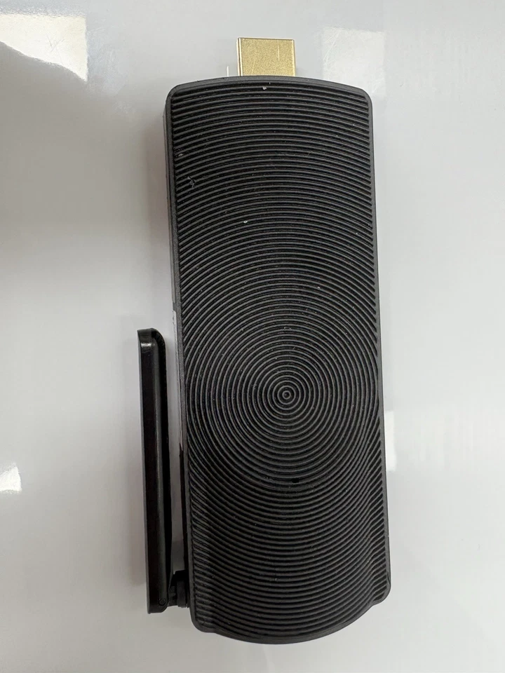 Azulle Access 3 Mini PC Stick Intel - J3455 - 4GB RAM - 32GB SSD Windows 10 - Image 2 of 4