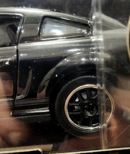 Greenlight Black Bandit Exclusive Ford Shelby GT-500, 1:24 in box #259 VHTF - Picture 7 of 7