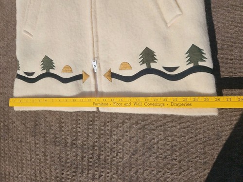 Vtg 70's HUDSON BAY Blanket Zip Parka Hood and Indian Embroidery RARE Beautiful! - Picture 16 of 16