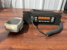 Kenwood TK-860G-1 TK 860  Two Way Radio with Mic and bracket UHF