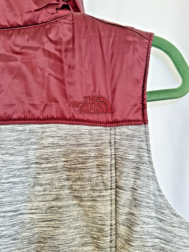 The North Face Pseudio Women’s Gray Red Full Zip Performance Vest Size Small - Picture 5 of 9