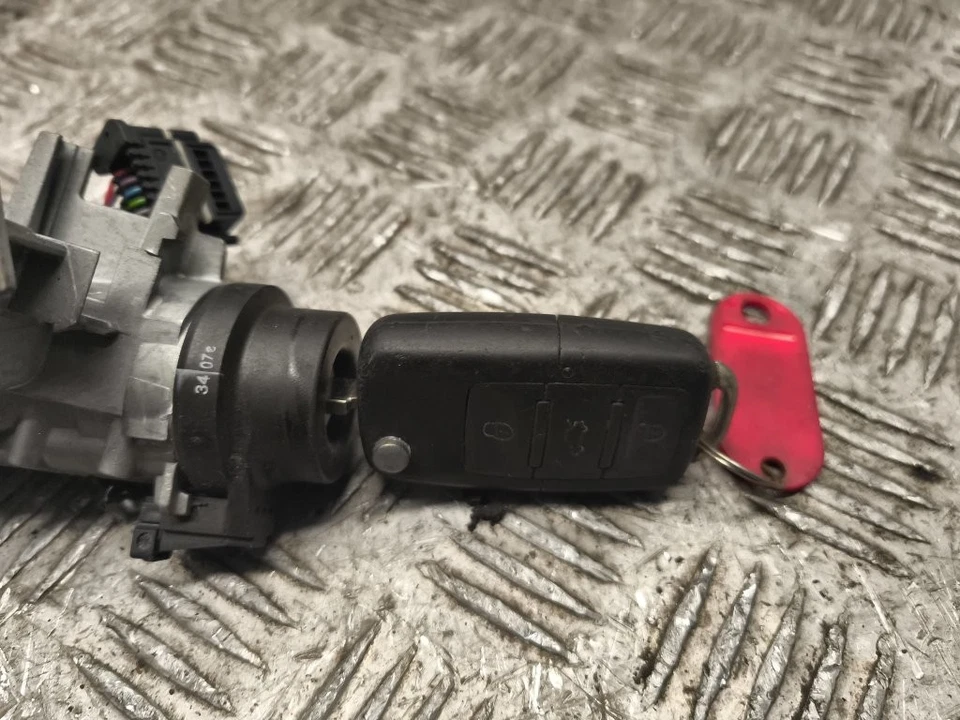 INTERRUPTOR DE ENCENDIDO VOLKSWAGEN CADDY C20 TDI SWB E4 4 SOHC 2004-2010 Foto 4 de 4