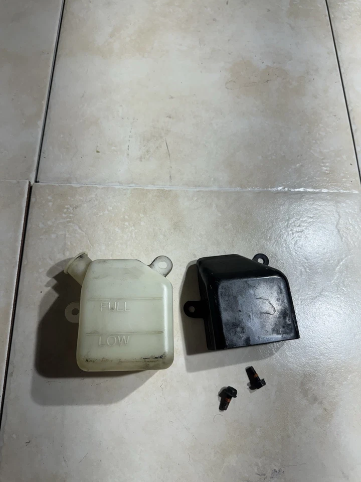 Yamaha Fz6r 2012 tanque de agua refrigerante depósito botella 4P5-21871-00-00 Foto 2 de 4