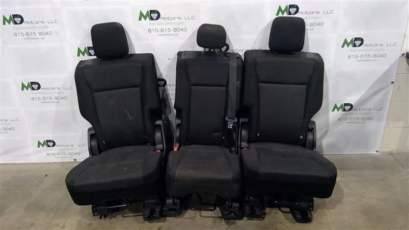 Ford Expedition 2019-2021 asientos traseros segunda fila Foto 2 de 4