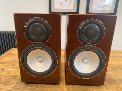 Monitor Audio Silver RX1 Lautsprecher in Rosenut - Audiophile Regallautsprecher GWO
