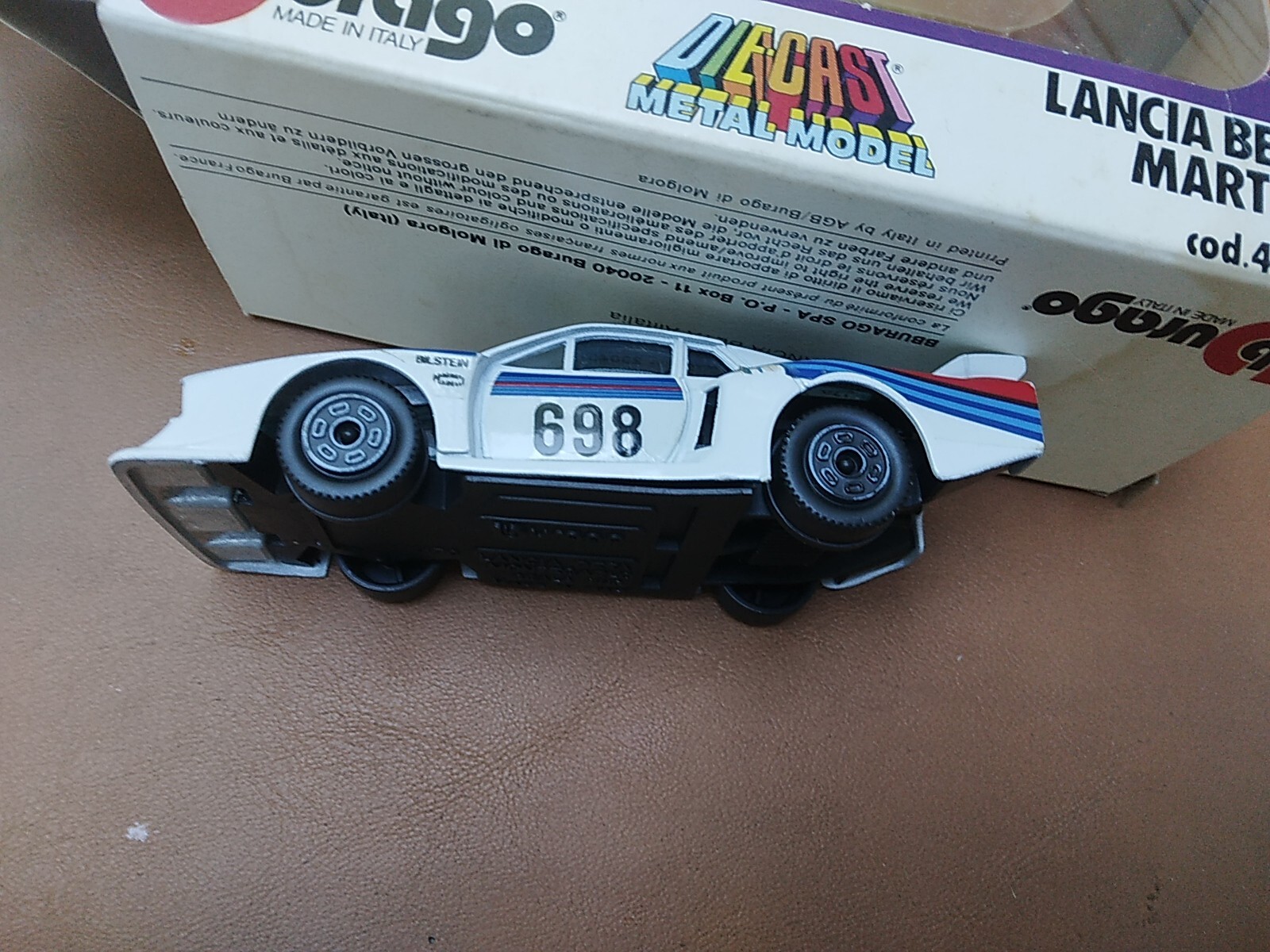 Foto 11 di 11