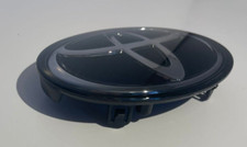 TOYOTA Corolla FRONT GRILLE Emblem Radar 2020/2021/2022 90975-02136
