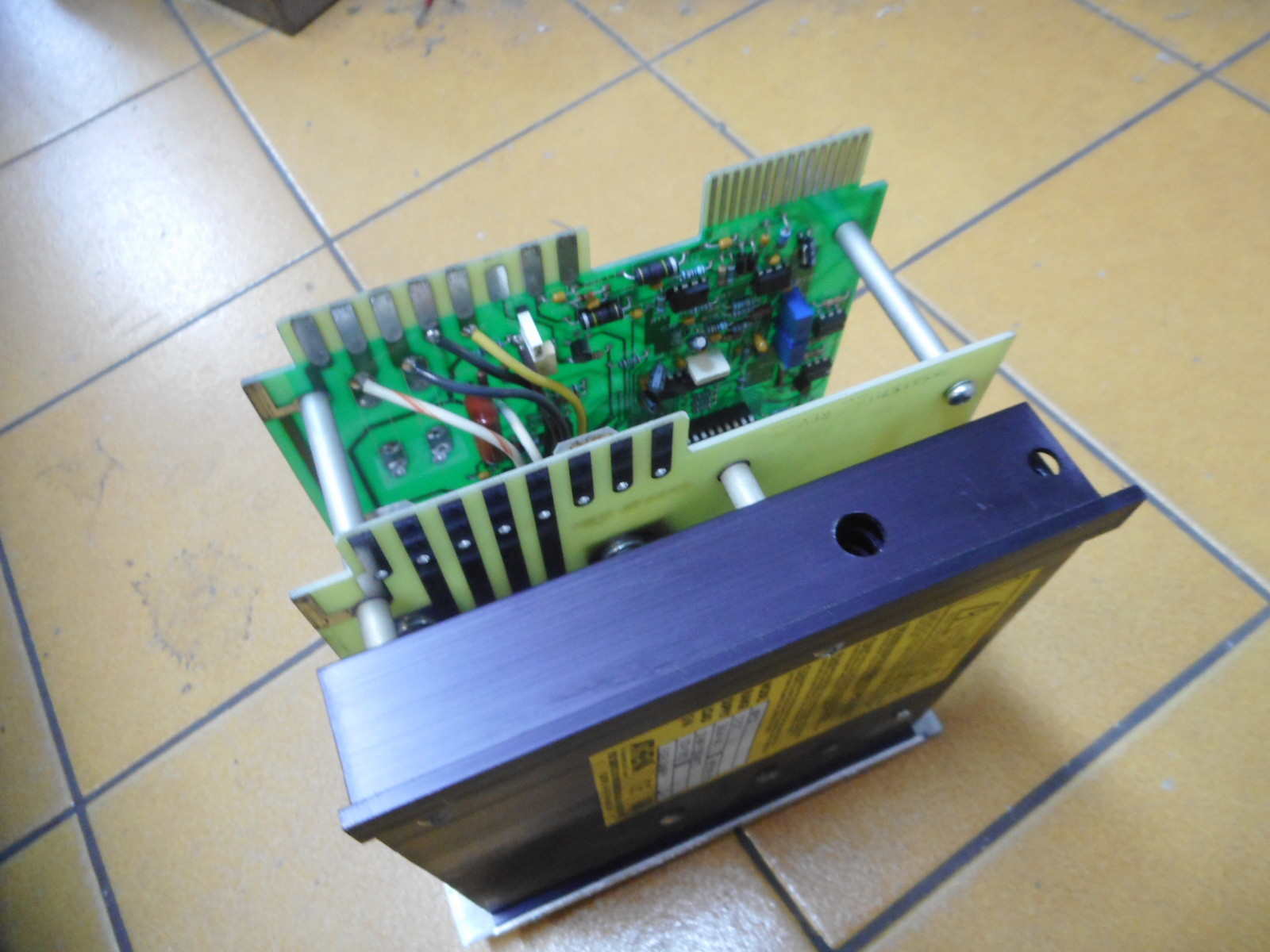 Picture 4 of 6