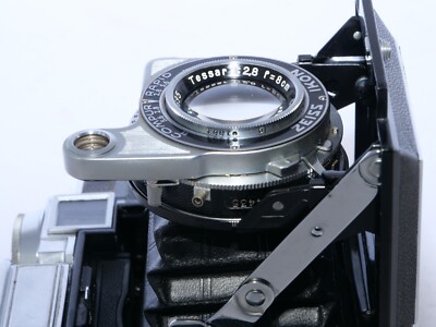Zeiss Ikon Super Ikonta 120フィルムカメラ Camera Geekery: Zeiss Ikon Super Ikonta II - Japan Camera Hunter