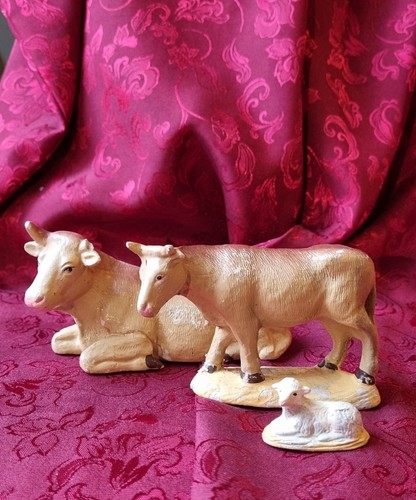 santon Cellosite vache couchee 6x12,5cm debout 6x10cm mouton 2,5x4cm creche Noel