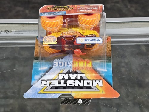 2019 Spin Master Monster Jam Monster Mutt Fire & Ice Special Edition Walmart HTF - Picture 7 of 7