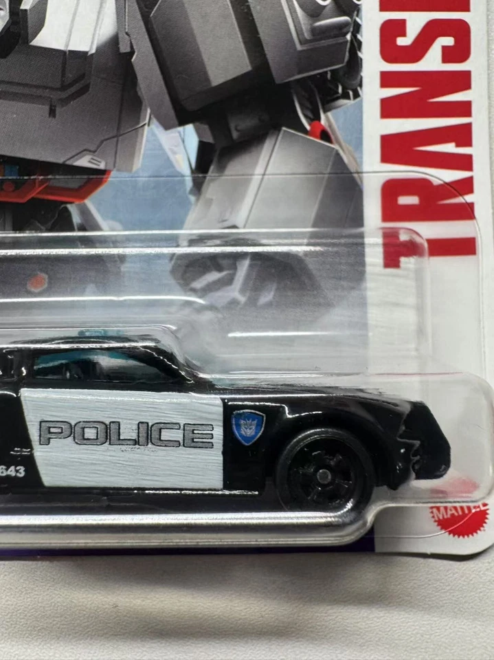 Hot Wheels Transformers Barricade Ford Mustang GT No text version - Image 3 of 4