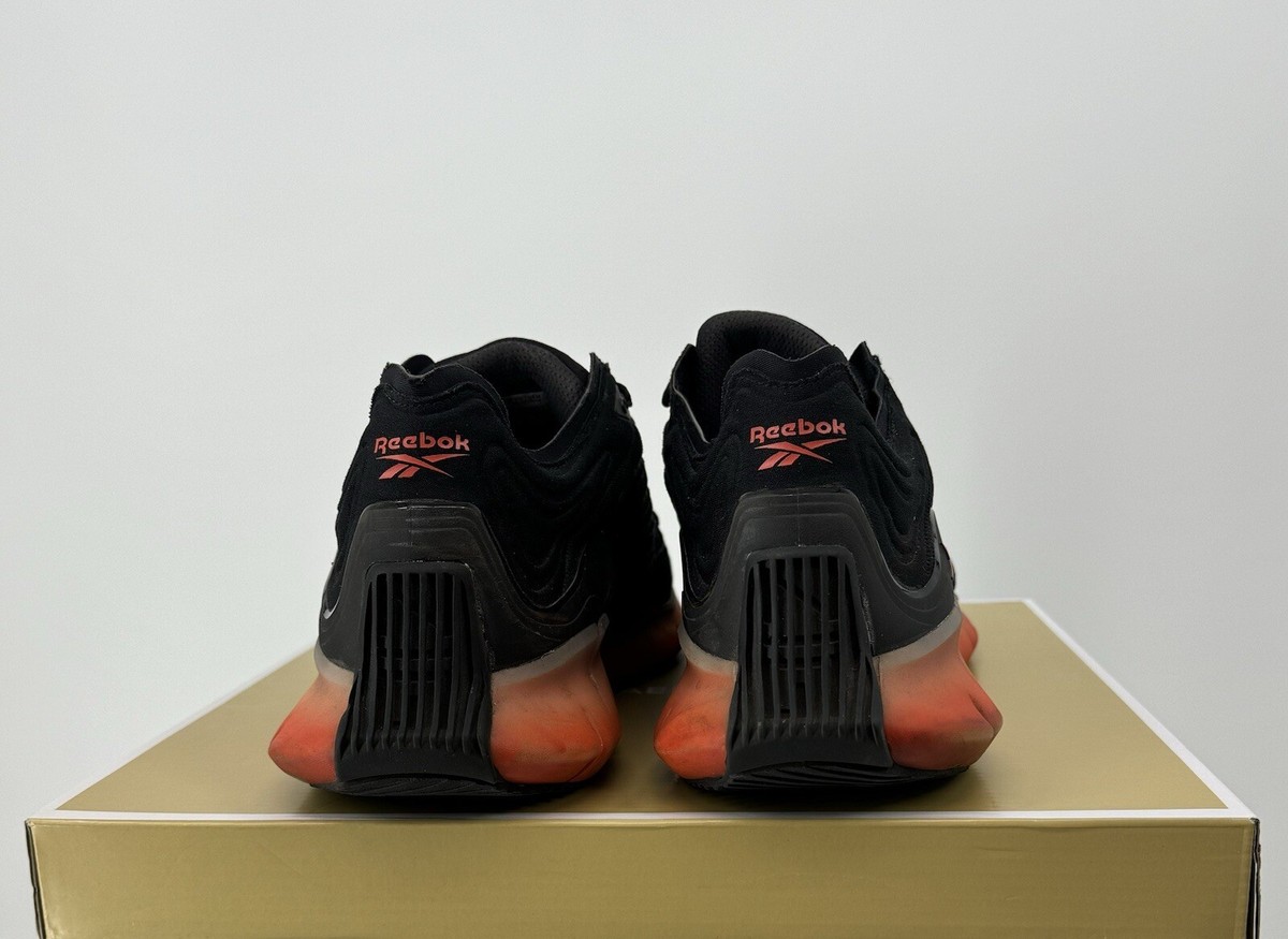 コナー・マクレガー × リーボック ジグキネティカ Reebok Zig Kinetica Conor McGregor Men's - Sneakers - US