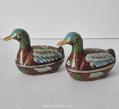 Ein Paar Mandarine Cloisonné Ente Schmuck oder Pillendosen Emaille auf Messing 4 Zoll - Bild 2 von 9