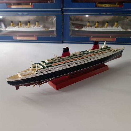1:1250 Alloy Diecast Atlantic Shipyard SS France Cruise Ship Model Collection - Picture 8 of 10