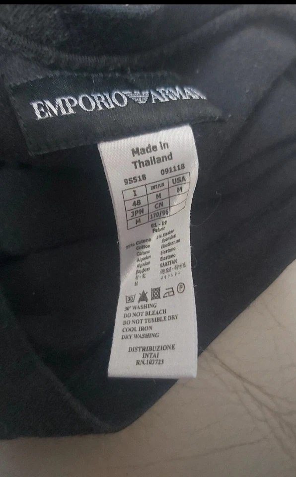 robe Emporio Armani 12/13 ans - Photo 3/4