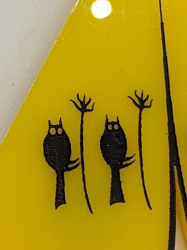 *Sale* 2 Unusual Fun Yellow Brooches Teepee w Owls & Canoe w Animals .B28 - Picture 4 of 8