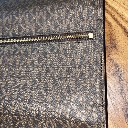New Michael Kors Cassie Large Trifold Wallet Brown Yellow - Picture 7 of 12
