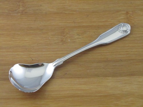 Oneida CLASSIC SHELL Sugar Shell Spoon 6" NEW Heirloom Cube Stainless Flatware