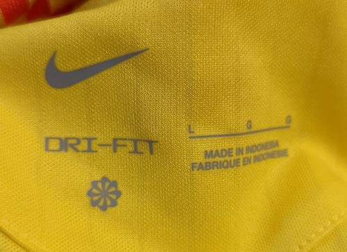 Nike Liverpool FC 2021 / 2022 Stadium 3rd Jersey Womens Sz-M-L DB6227-704 - Picture 2 of 6