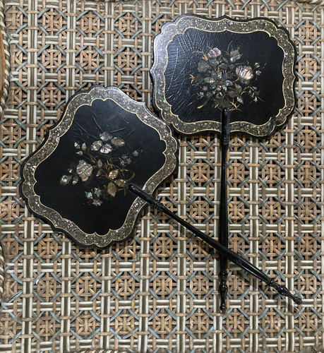 Elegant Pair (2) Antique Victorian Era Papier Mache Face Screens - Picture 4 of 19