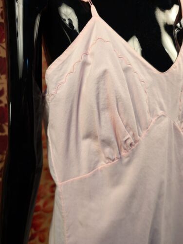 ITALIAN VINTAGE 1940’S PALE PINK SLIP W SCALLOP DETAIL - Picture 3 of 7