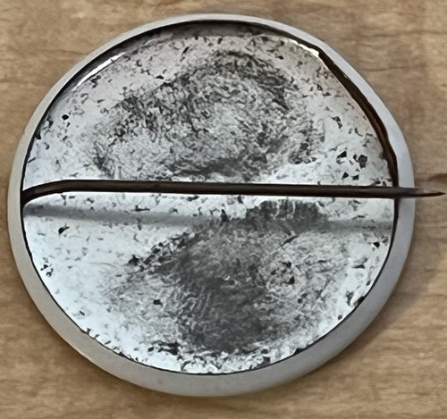 1992 George W.H. Bush and Dan Quayle 92 Presidential Campaign 1.4" Pinback - Picture 2 of 2