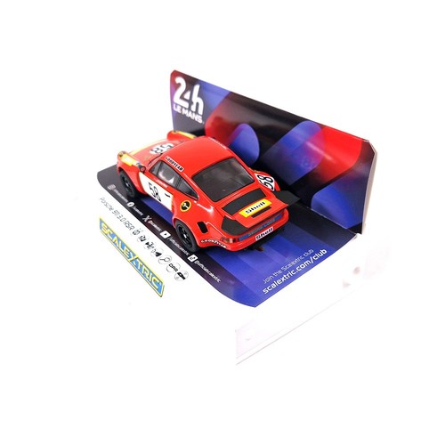 Scalextric 1/32 Porsche 911 3.0 RSR Georg Loos Racing #58 - Picture 2 of 4