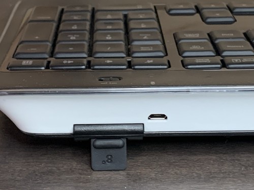 Logitech K800 Kabellose Tastatur Beleuchtet (Y-R0065) OHNE DONGLE ODER LADEKABEL - Bild 8 von 11