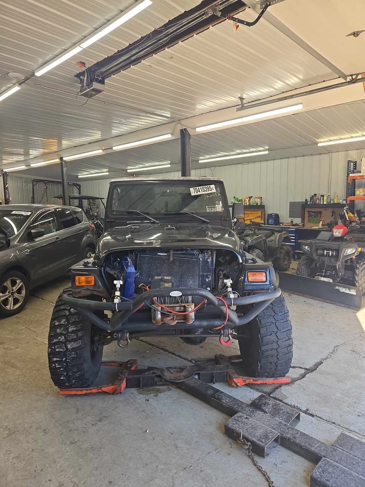 Used Windshield Wiper Linkage fits: 1998 Jeep Wrangler LHD Grade C - Image 3 of 4