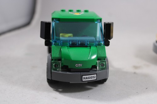 LEGO Cargo Train #60052 Vehicle Truck Parts Lot - City 60150 Pizza Van - Picture 11 of 17