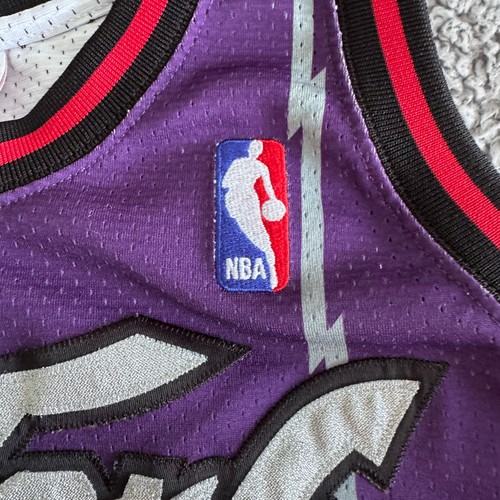 Authentic Mitchell & Ness Vince Carter NBA Raptors 98-99 Dino Trikot Tailored 44 - Bild 5 von 13