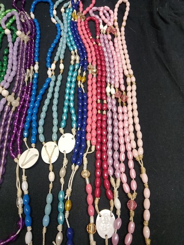 Lot of 24 Plastic Bead Rosary Catholic Religious Each One Is Different - Picture 10 of 10